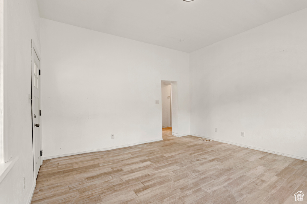 Photo 13 for MLS #2090787 at 188 E 100 North