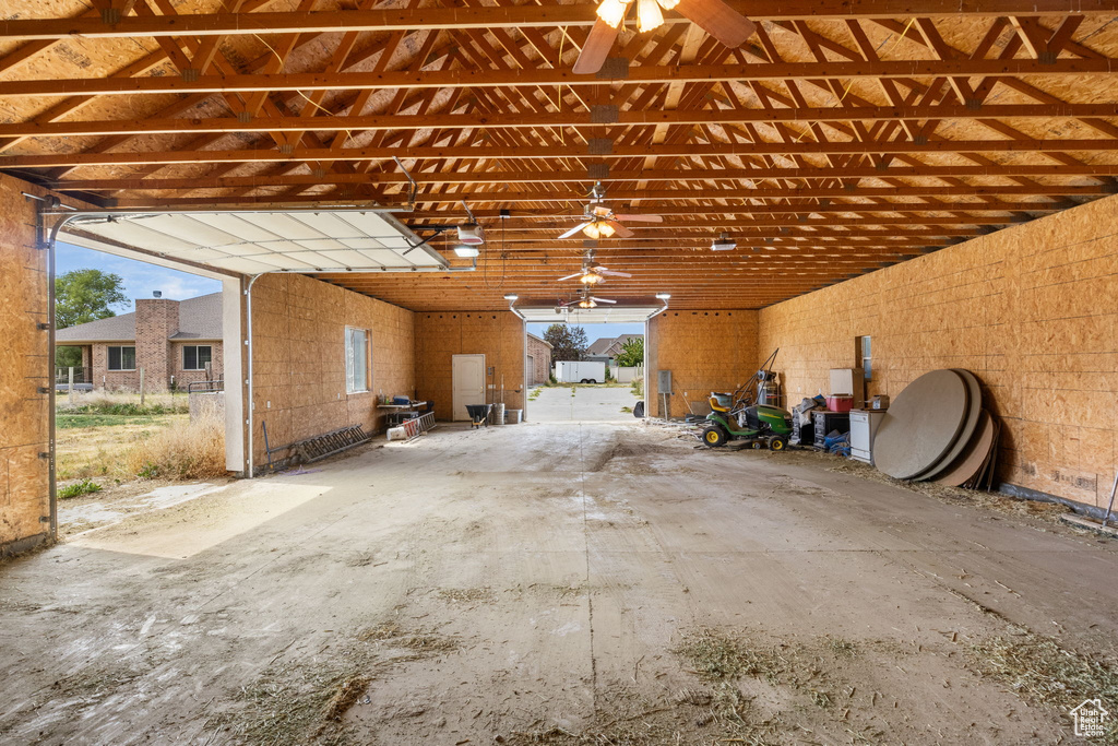 Garage with a ceiling fan
