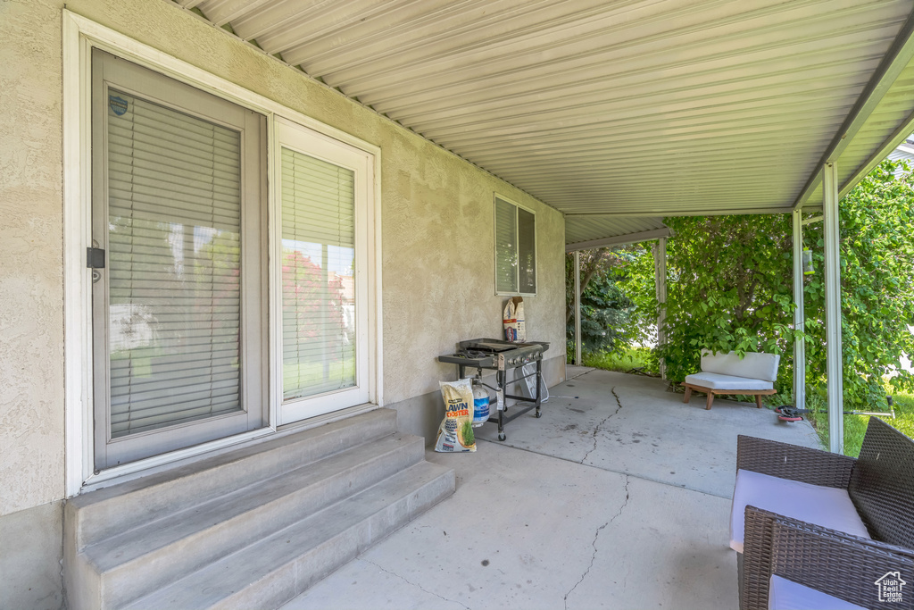 View of patio / terrace featuring entry steps