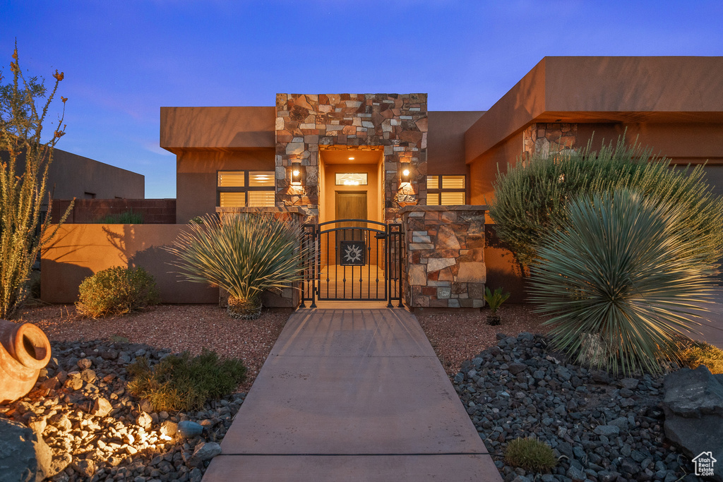 Photo 3 for MLS #2090817 at 97 S 495 West
