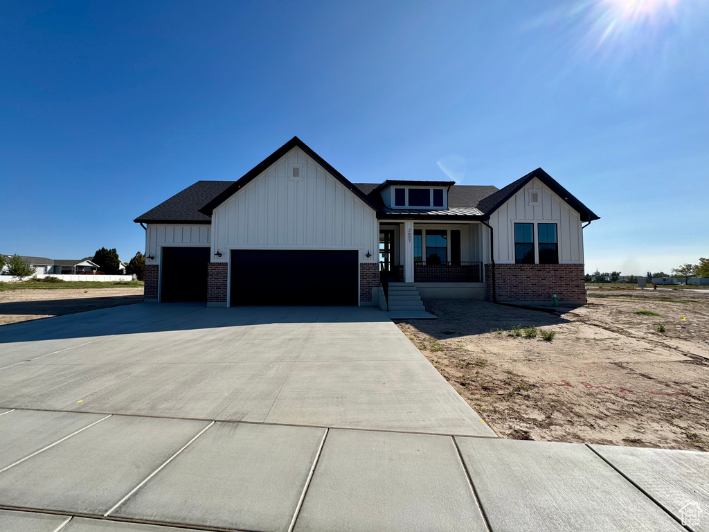 Photo 2 for MLS #2090818 at 2607 W 550 North