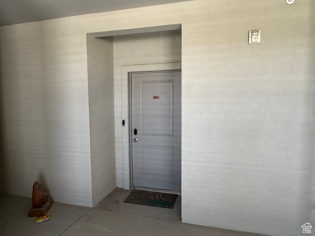 8392 S SKY MIRROR LN #302 Midvale, UT 84047