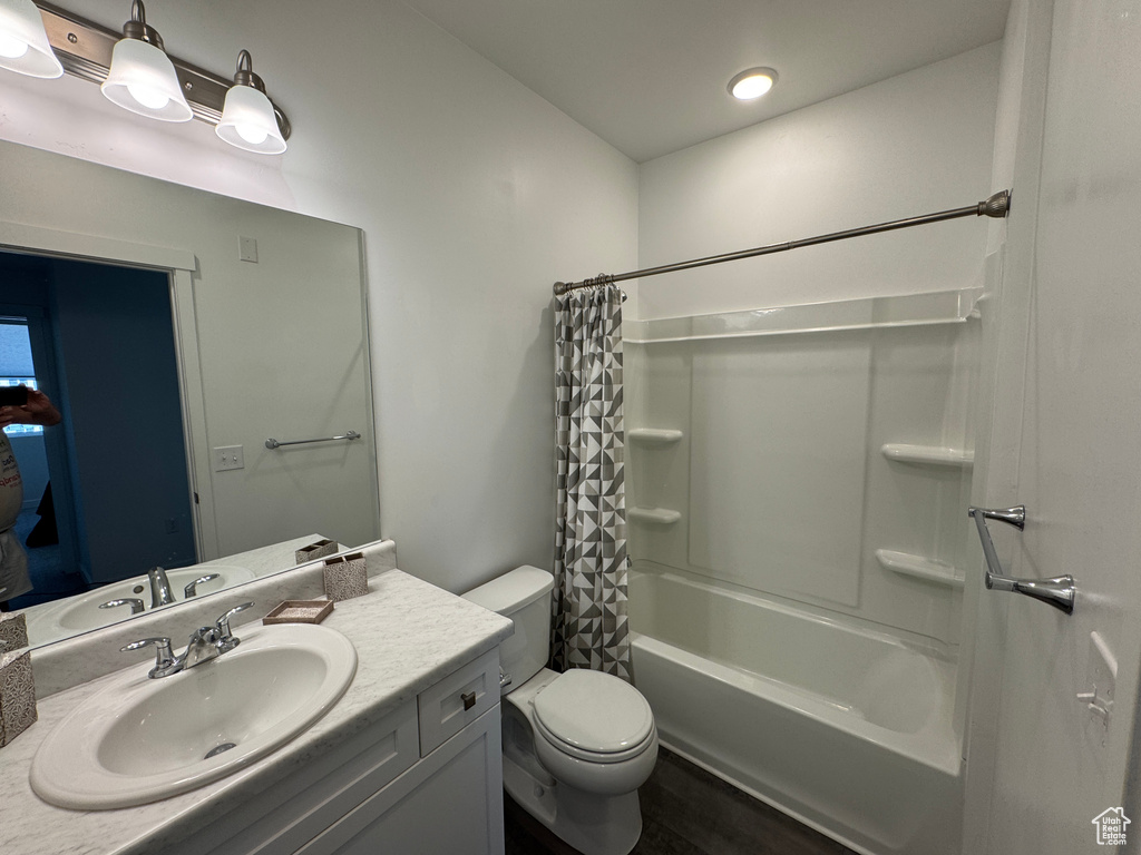 8392 S SKY MIRROR LN #302 Midvale, UT 84047