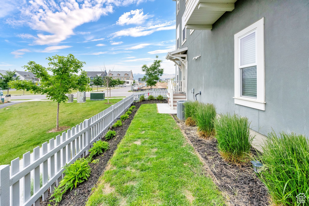 View of yard featuring a residential view