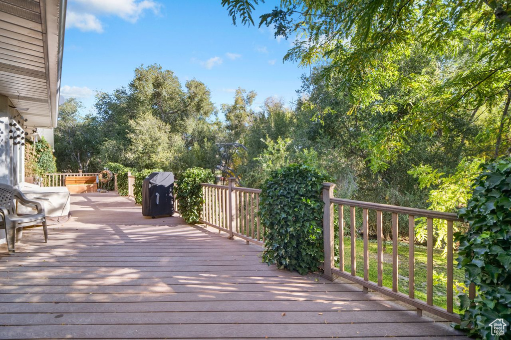 Deck featuring a grill