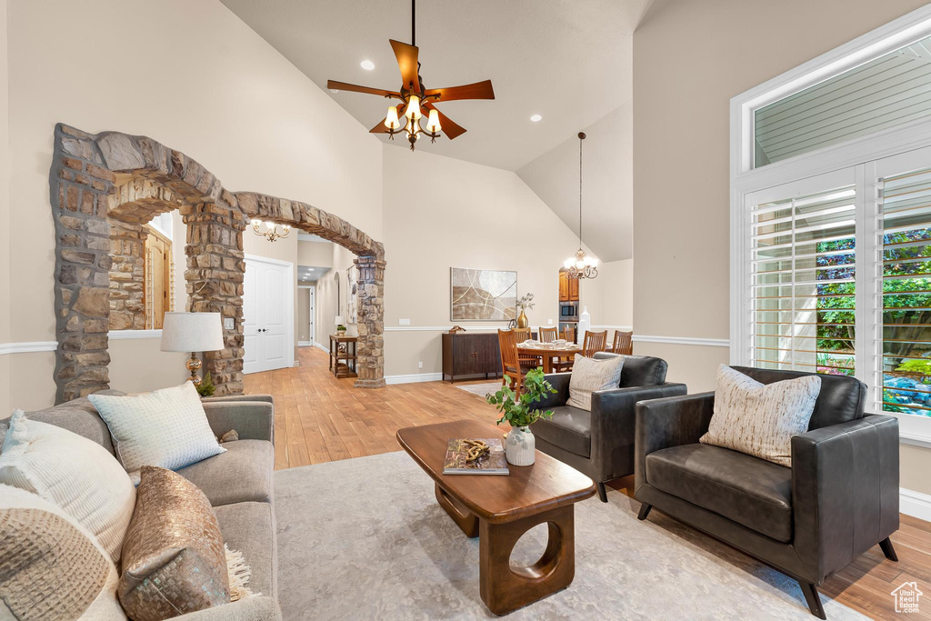 2221 E FISHER LN Salt Lake City, UT 84109