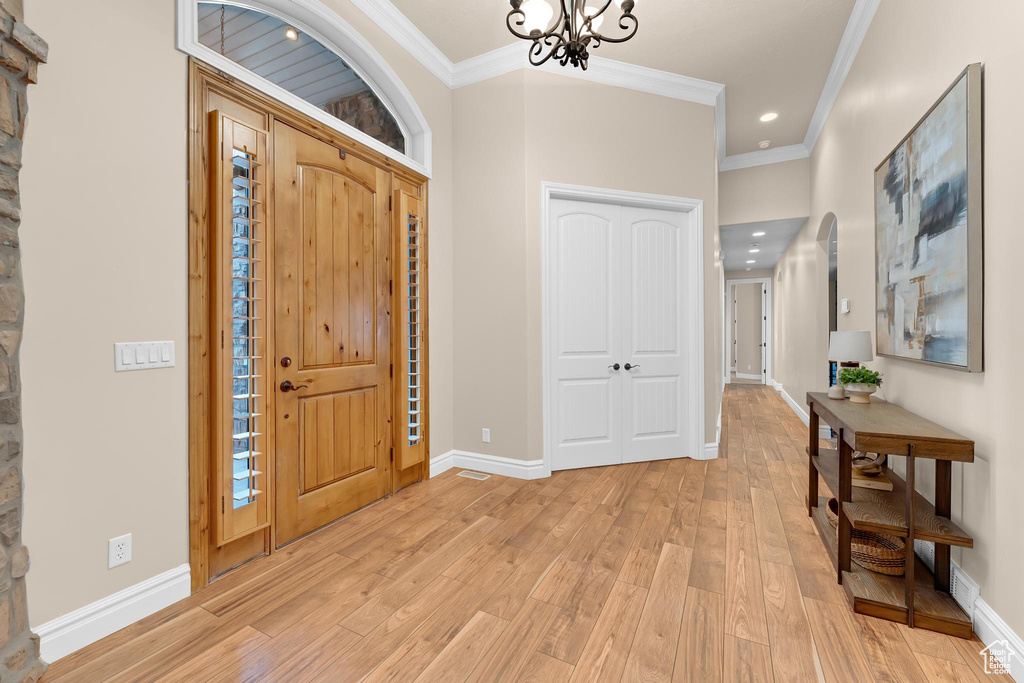2221 E FISHER LN Salt Lake City, UT 84109