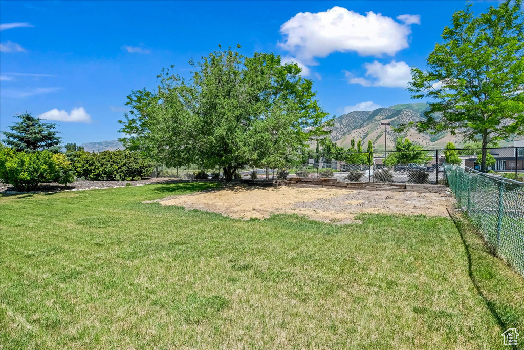 View of yard featuring a mountain view