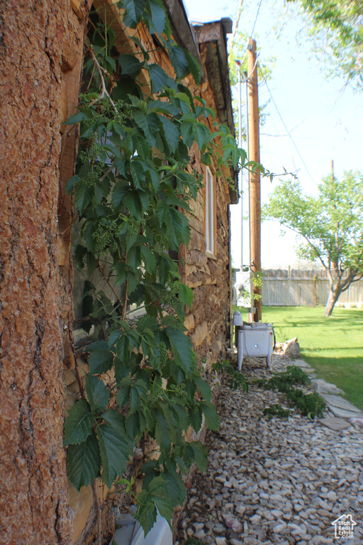 View of side of home