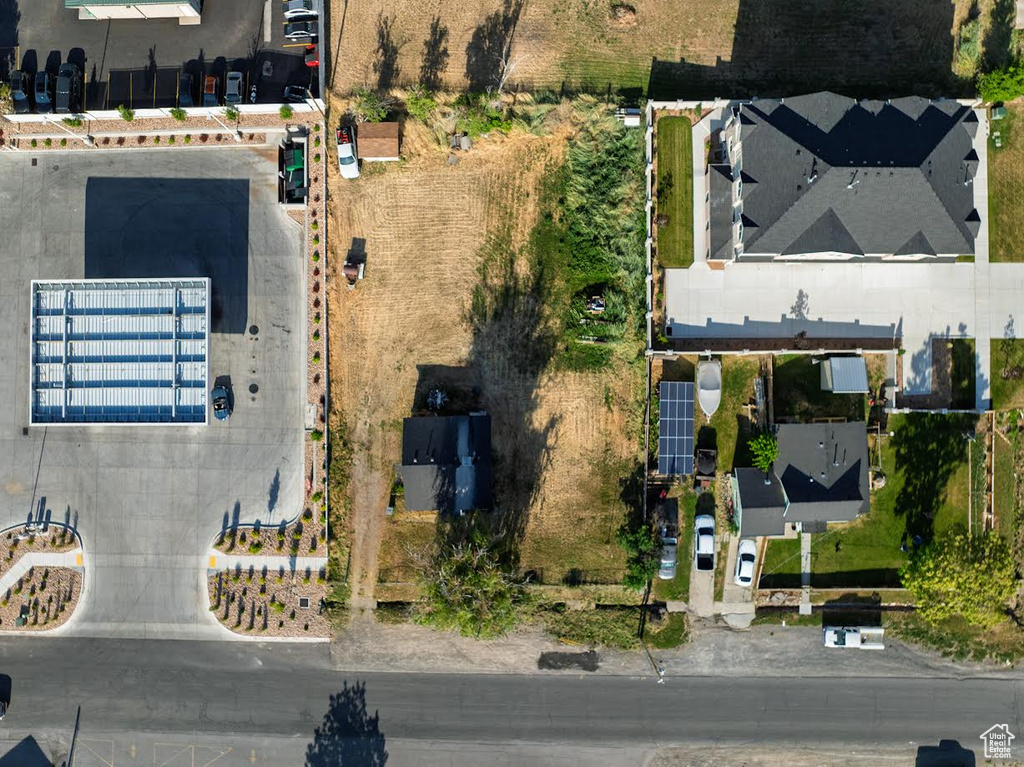 Aerial view of property and surrounding area