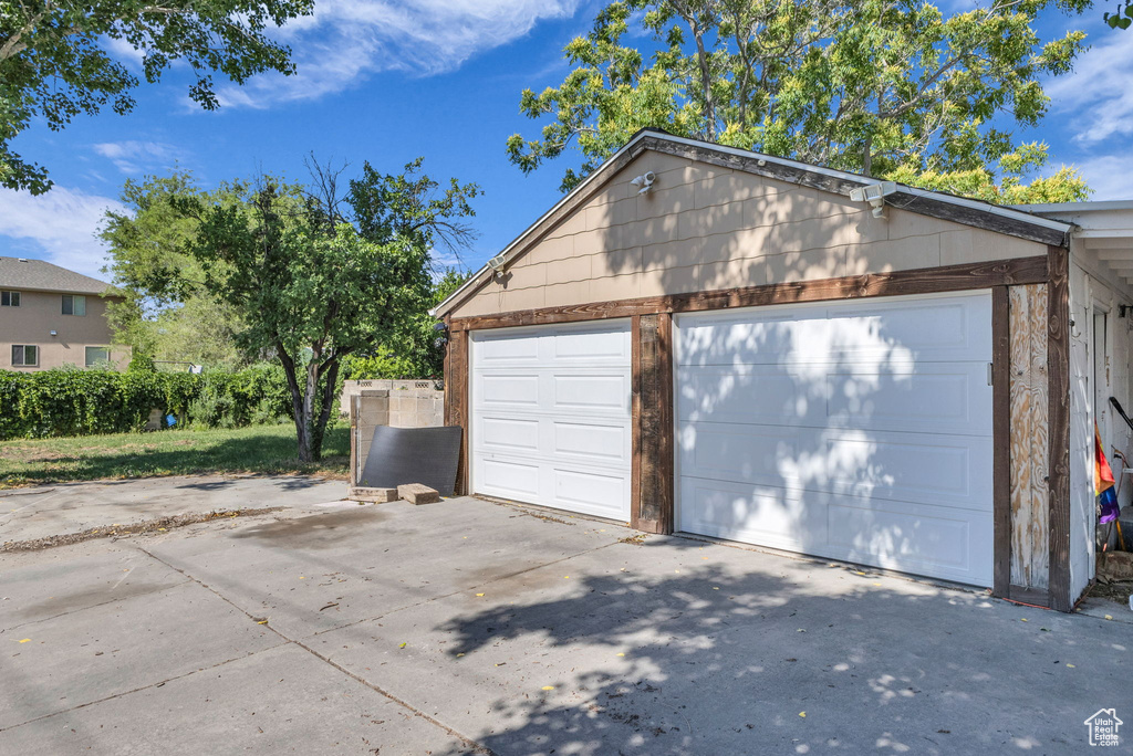 View of detached garage