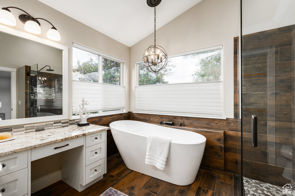 Photo 10 for MLS #2091112 at 13898 Summerset Cir