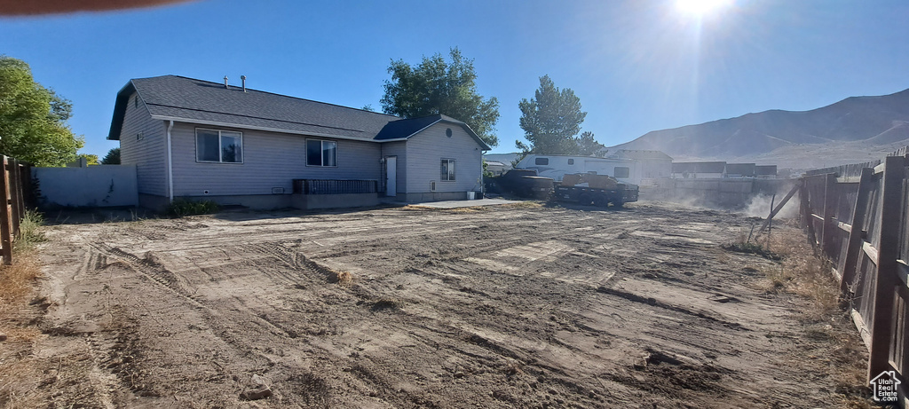 2172 WHITE PINE RD Eagle Mountain, UT 84005
