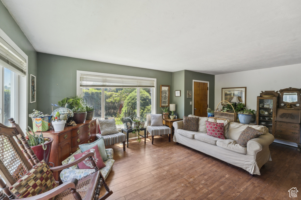 Living area featuring hardwood / wood-style floors