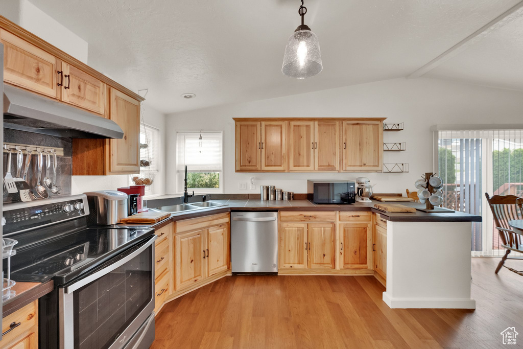 1589 E RIDGEFIELD RD Spanish Fork, UT 84660