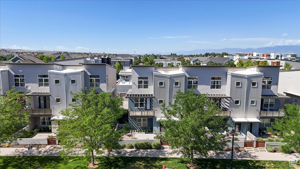 View of building exterior featuring a residential view