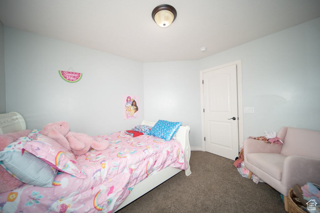 Bedroom with carpet floors