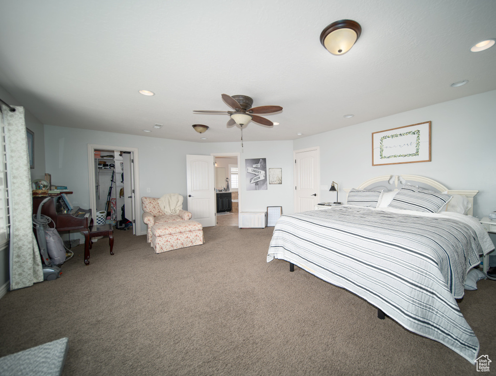 Bedroom featuring carpet, recessed lighting, a ceiling fan, and a closet