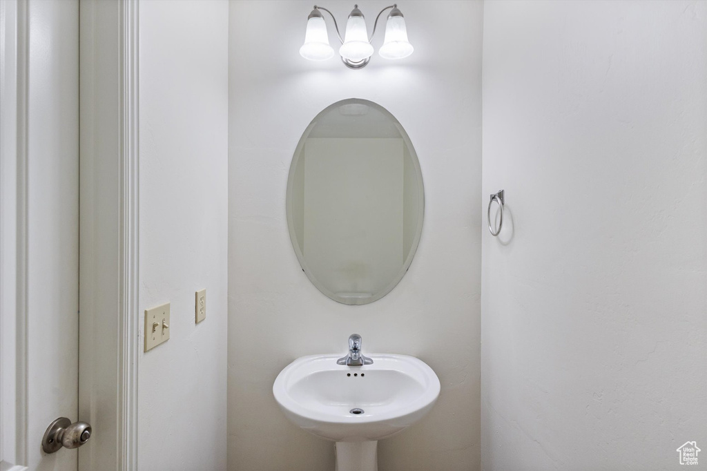 Bathroom featuring a sink