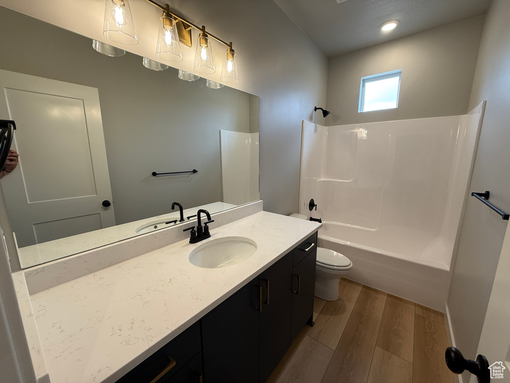 28 S 3830 W #424 West Point, UT 84015