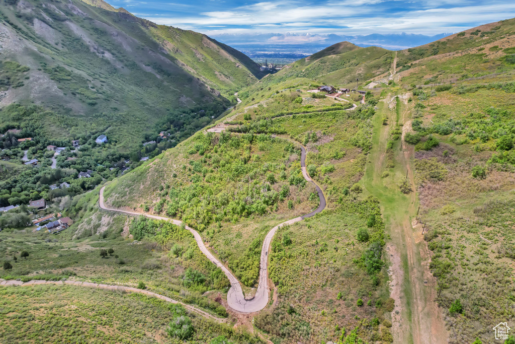 View of property location featuring mountains