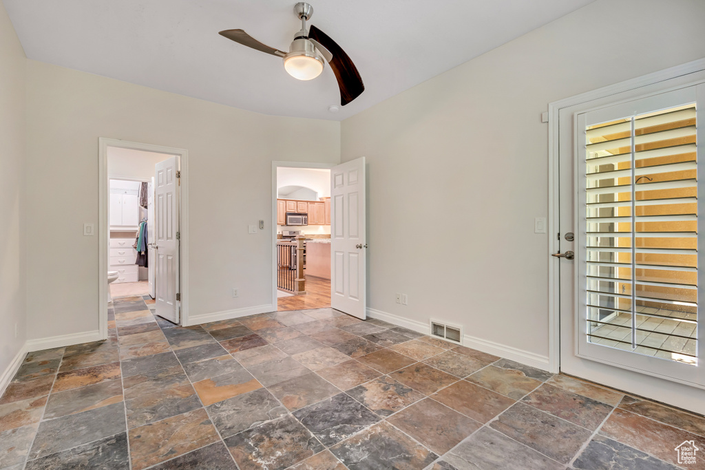 9656 VILLA SPRINGS CV Sandy, UT 84070