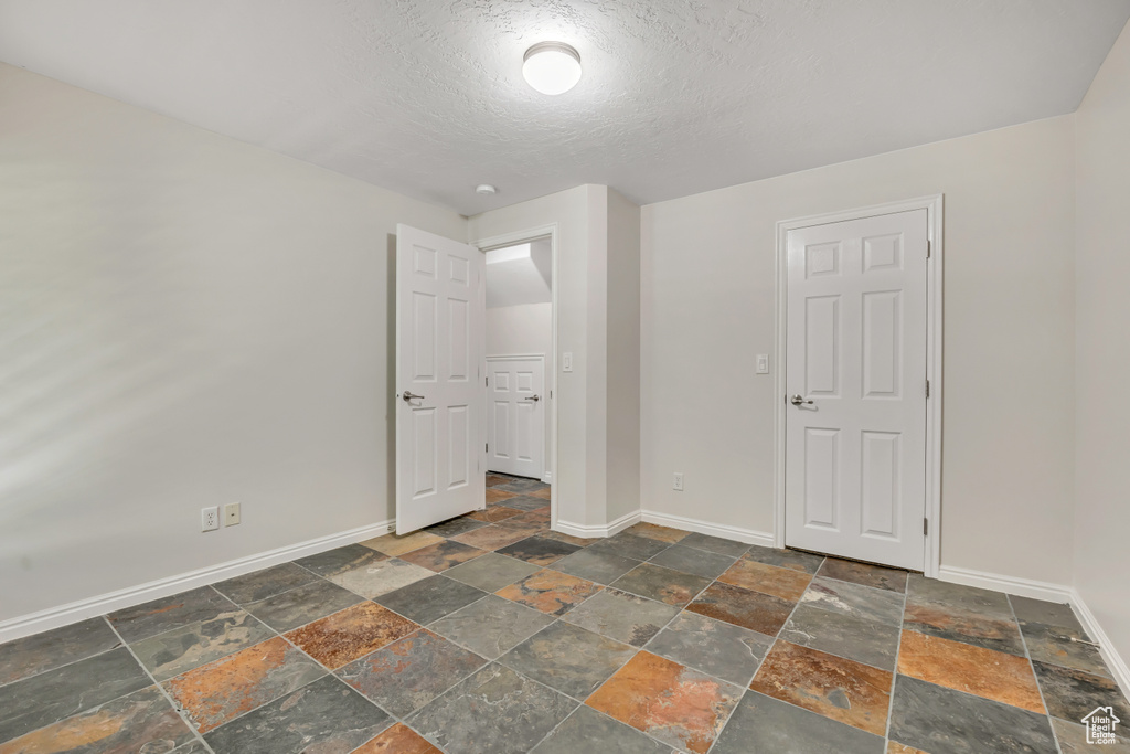 9656 VILLA SPRINGS CV Sandy, UT 84070