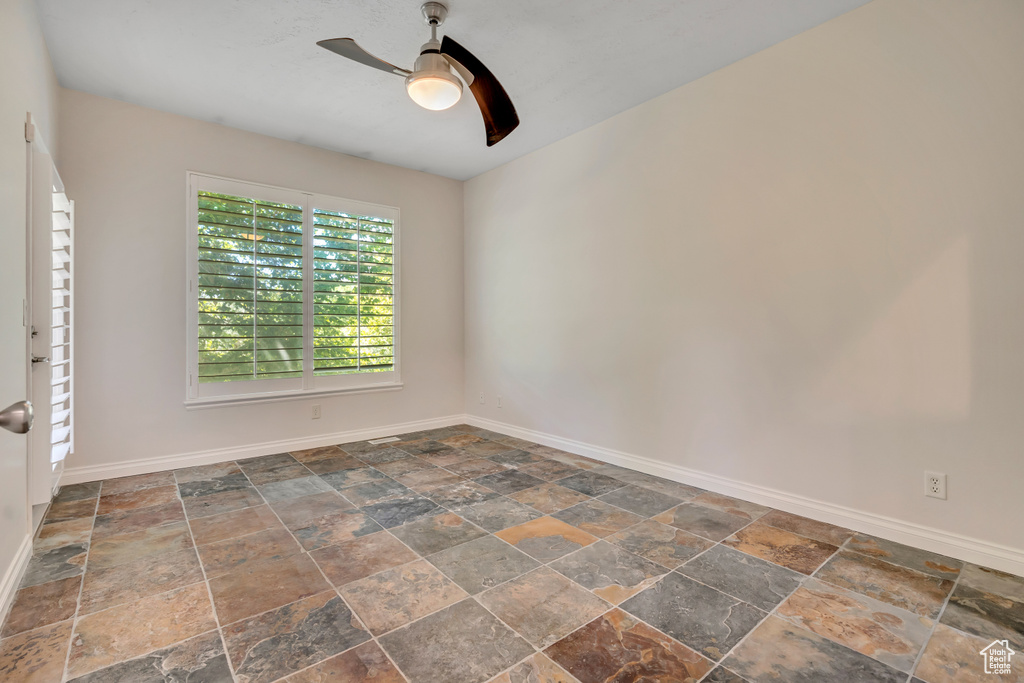 9656 VILLA SPRINGS CV Sandy, UT 84070