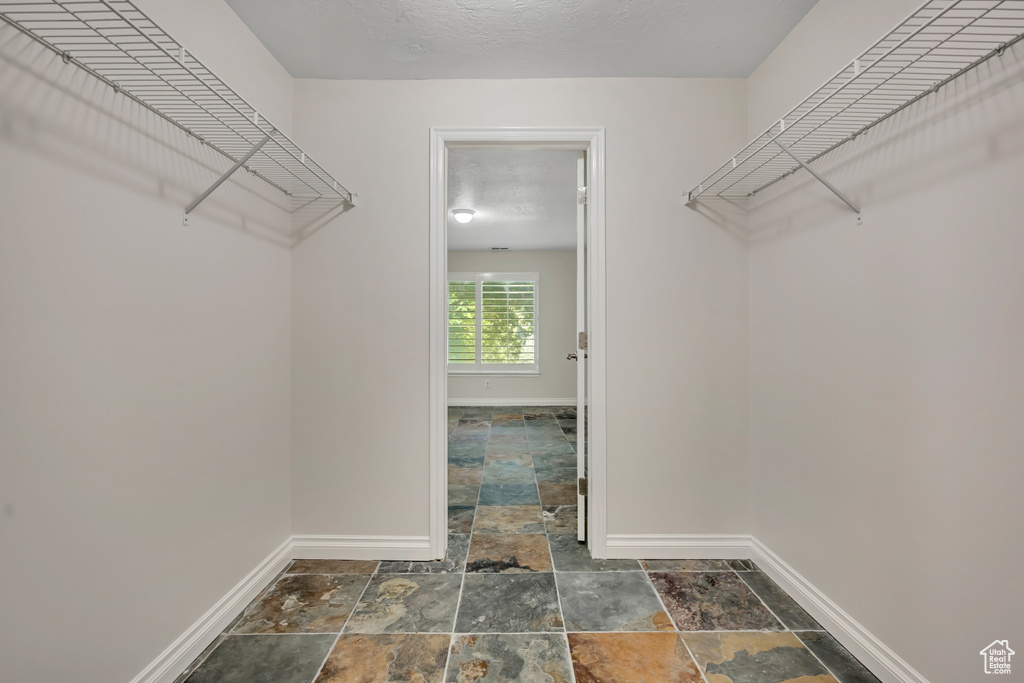 9656 VILLA SPRINGS CV Sandy, UT 84070