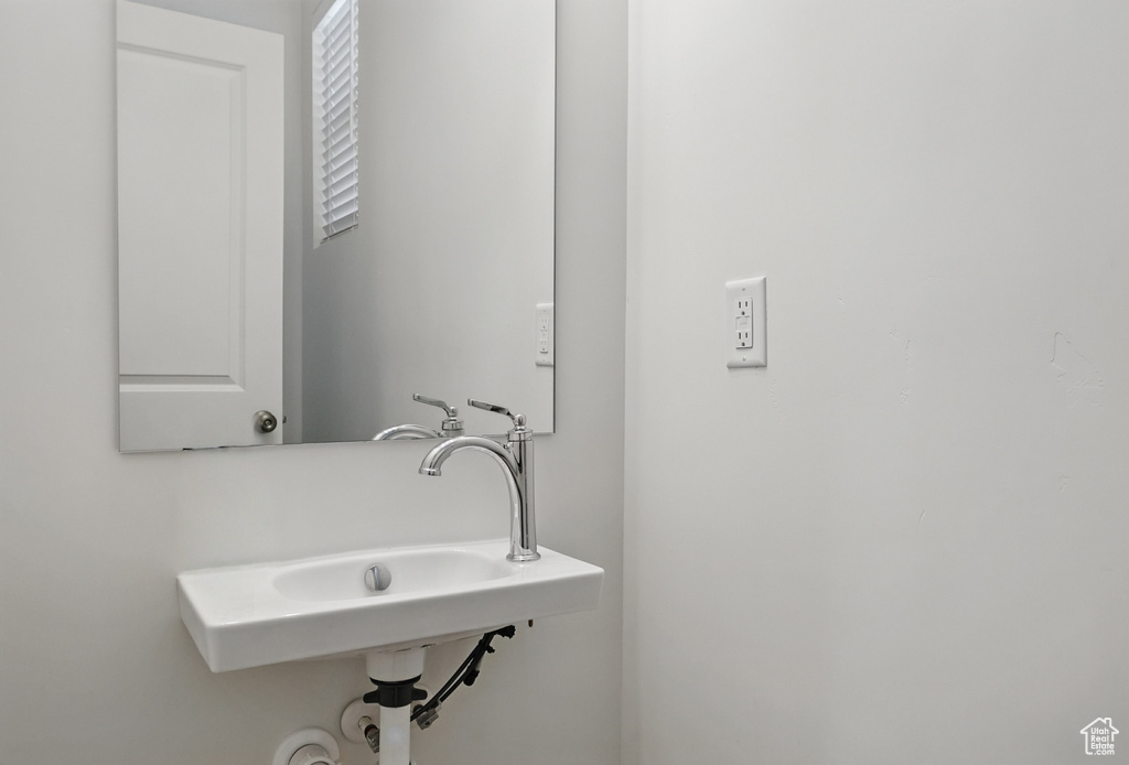 Bathroom with a sink