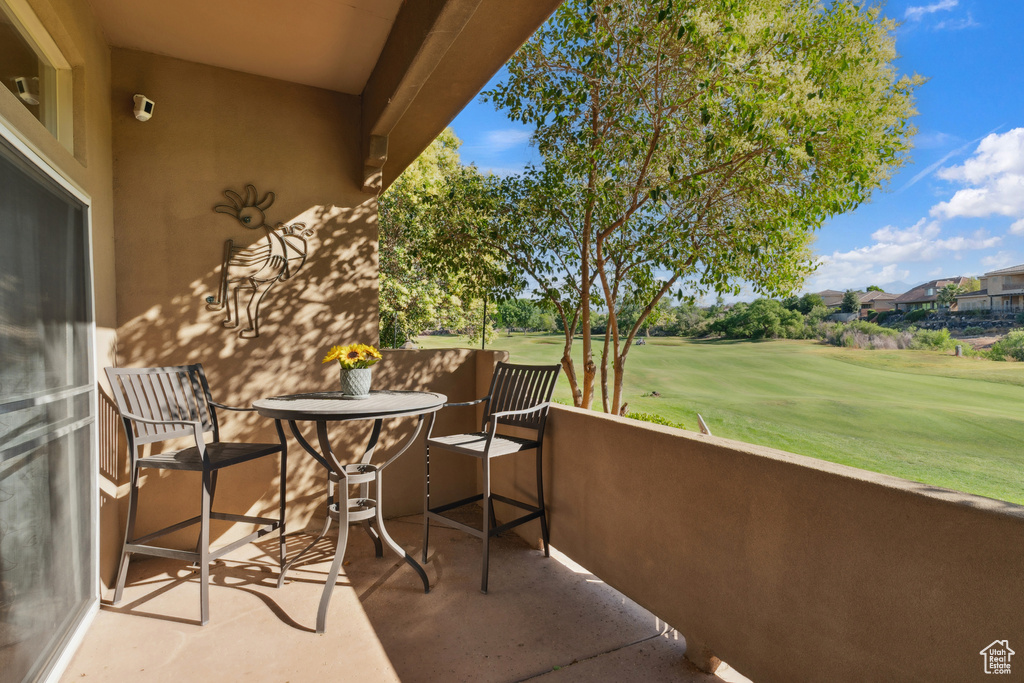Balcony with view of golf course