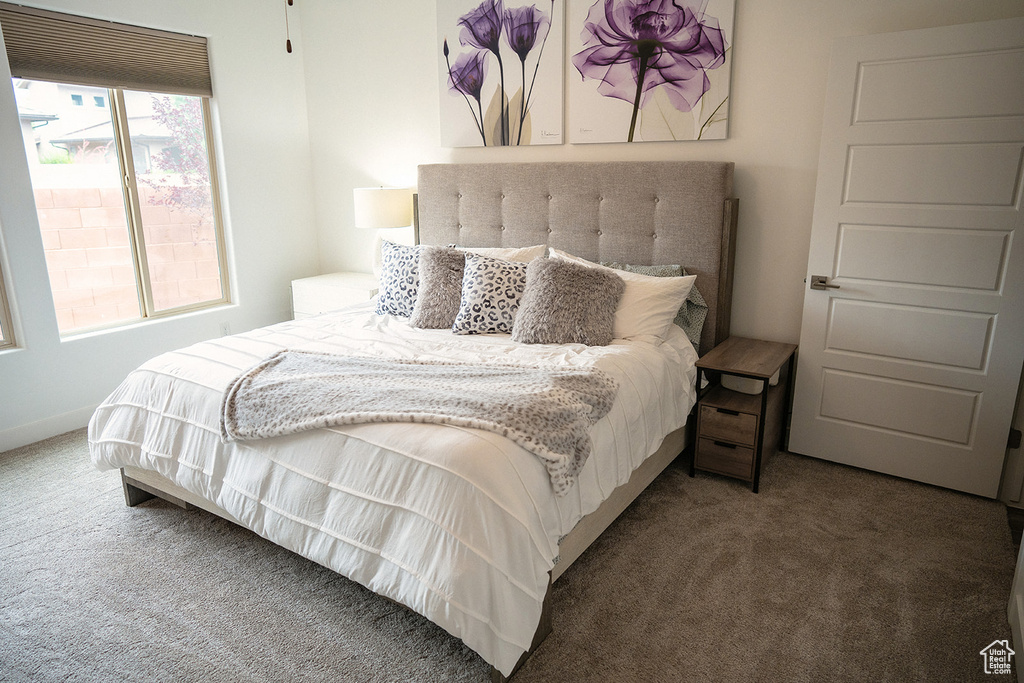 Bedroom with carpet