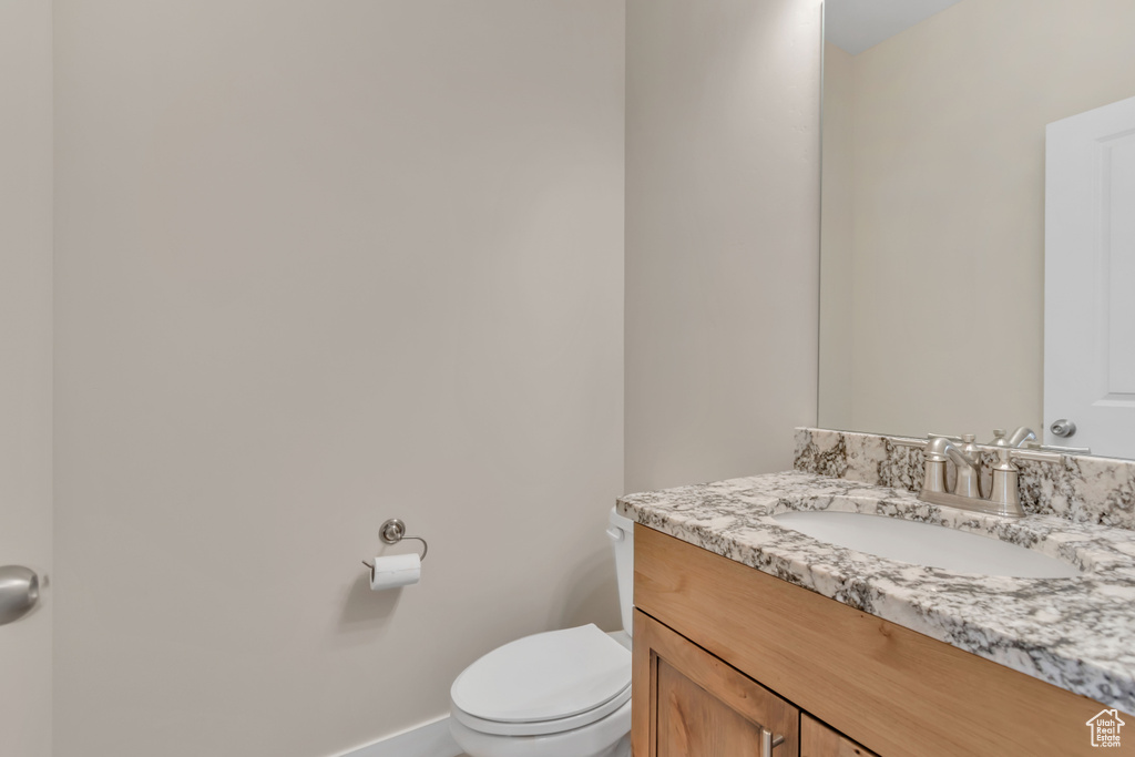 7982 N BRISTLECONE RD Eagle Mountain, UT 84005