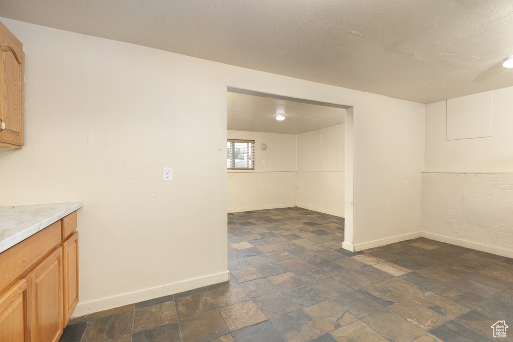 Photo 25 for MLS #2091424 at 577 W 400 South
