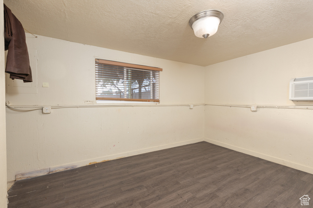 Photo 30 for MLS #2091424 at 577 W 400 South