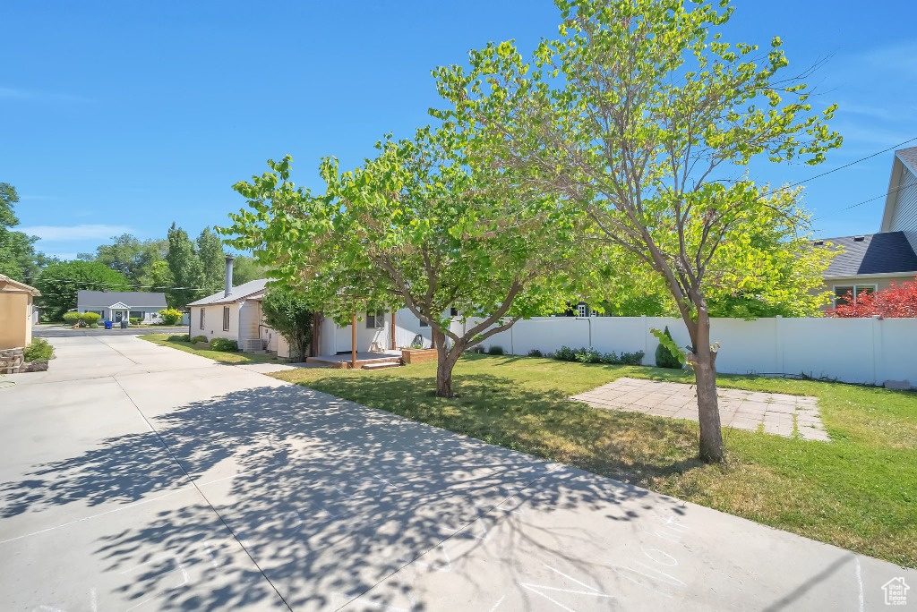 View of front of home with concrete driveway