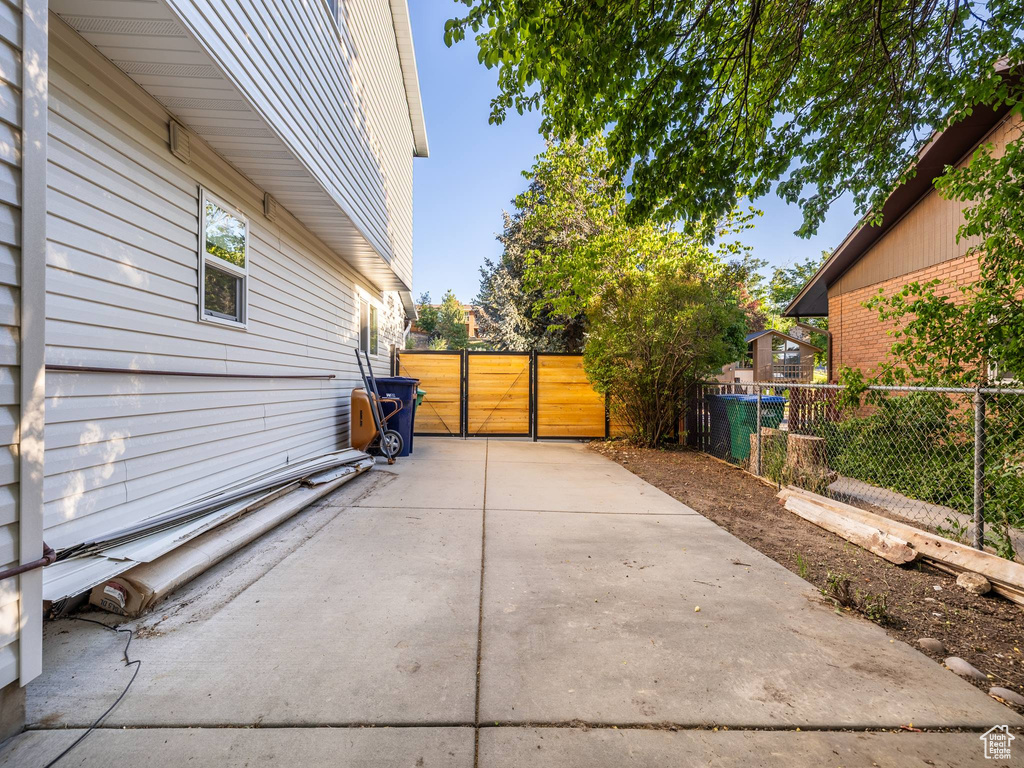 View of patio / terrace featuring a gate