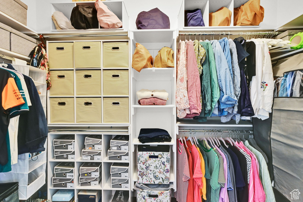 View of walk in closet