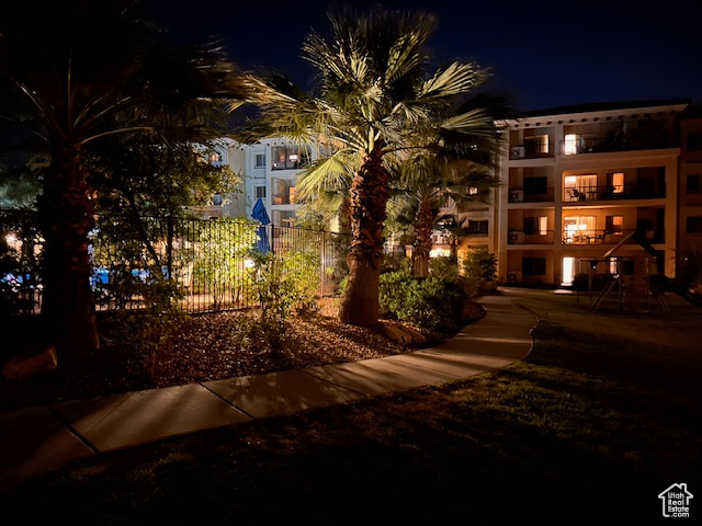 View of home's community
