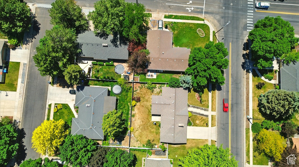 Aerial perspective of suburban area with property boundaries highlighted