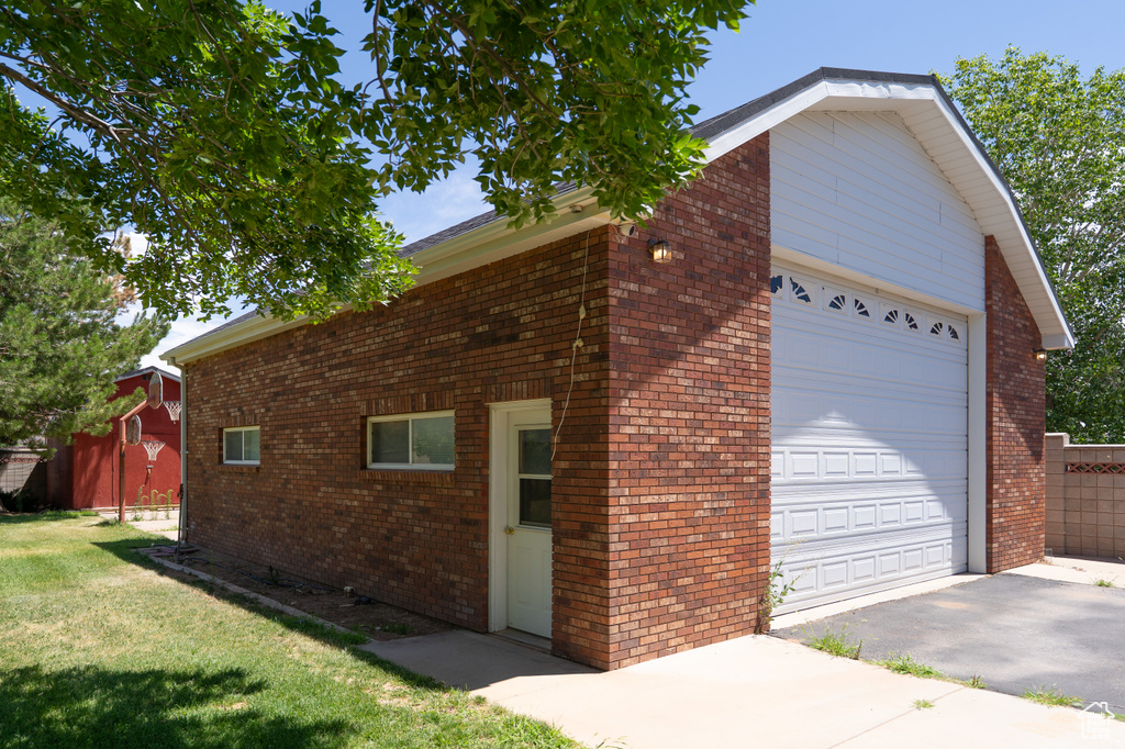 4163 S BEEMAN RD Moab, UT 84532