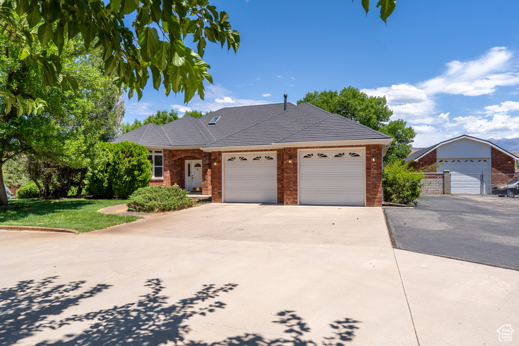 4163 S BEEMAN RD Moab, UT 84532