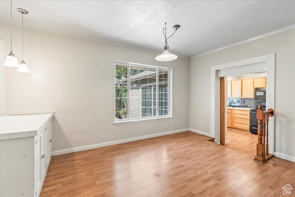 5163 S EASTMOOR RD Holladay, UT 84117