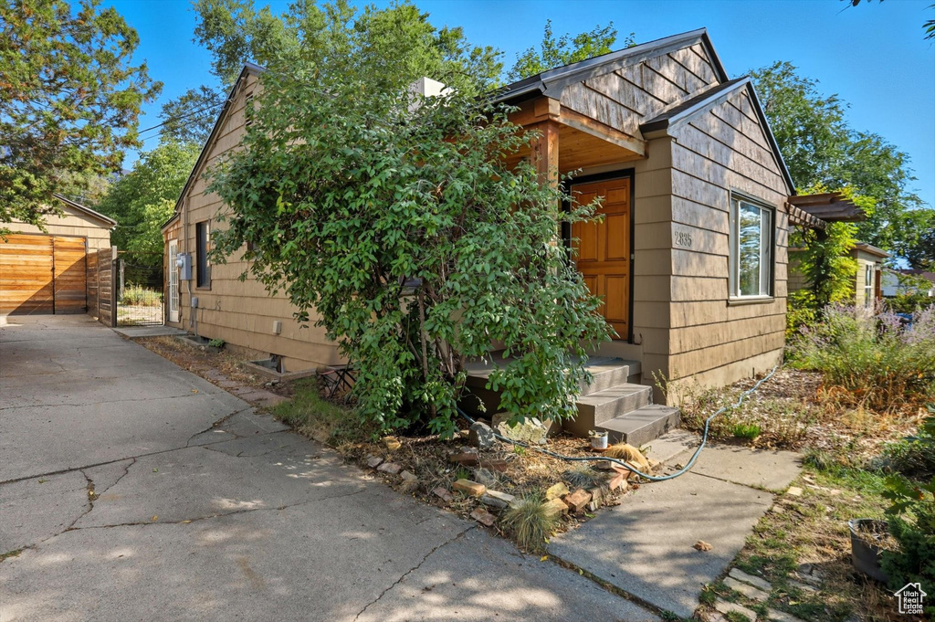 2835 S 2475 E Salt Lake City, UT 84109