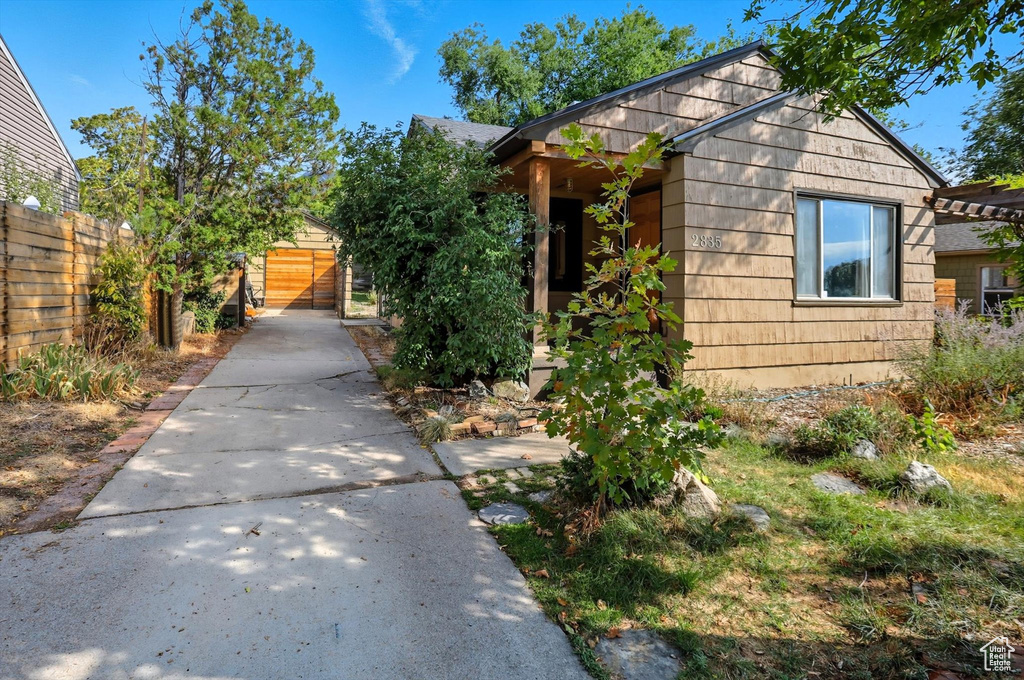 2835 S 2475 E Salt Lake City, UT 84109