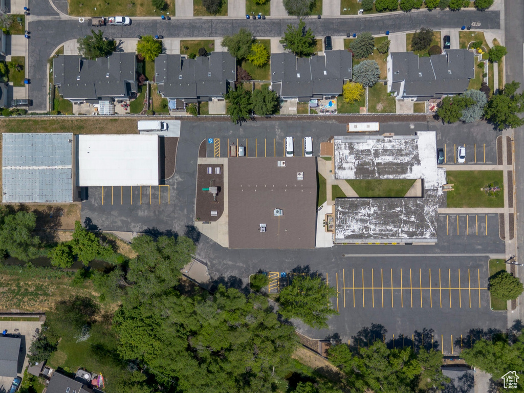 Aerial overview of property\\\'s location with nearby suburban area