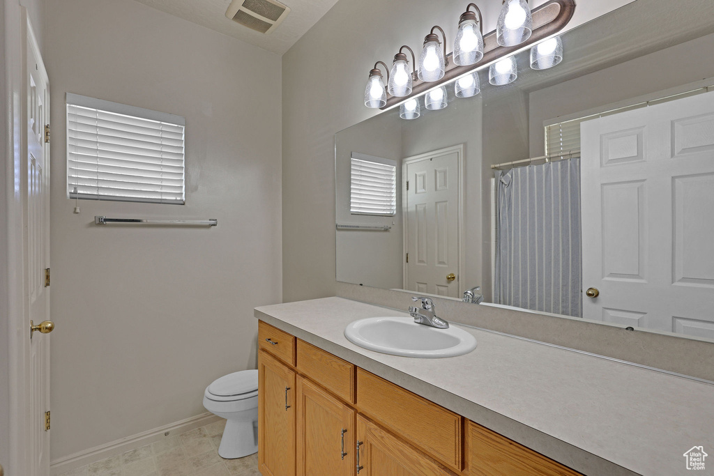 1303 S 1650 W Syracuse, UT 84075