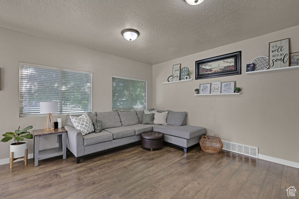 1303 S 1650 W Syracuse, UT 84075