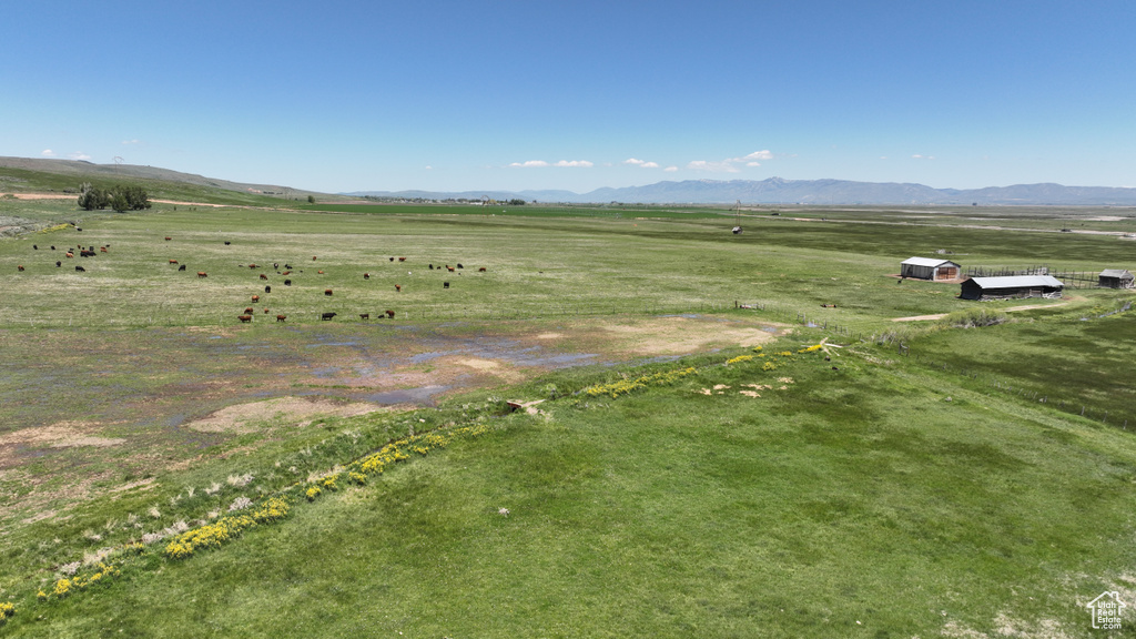 Overview of rural landscape with a mountainous background