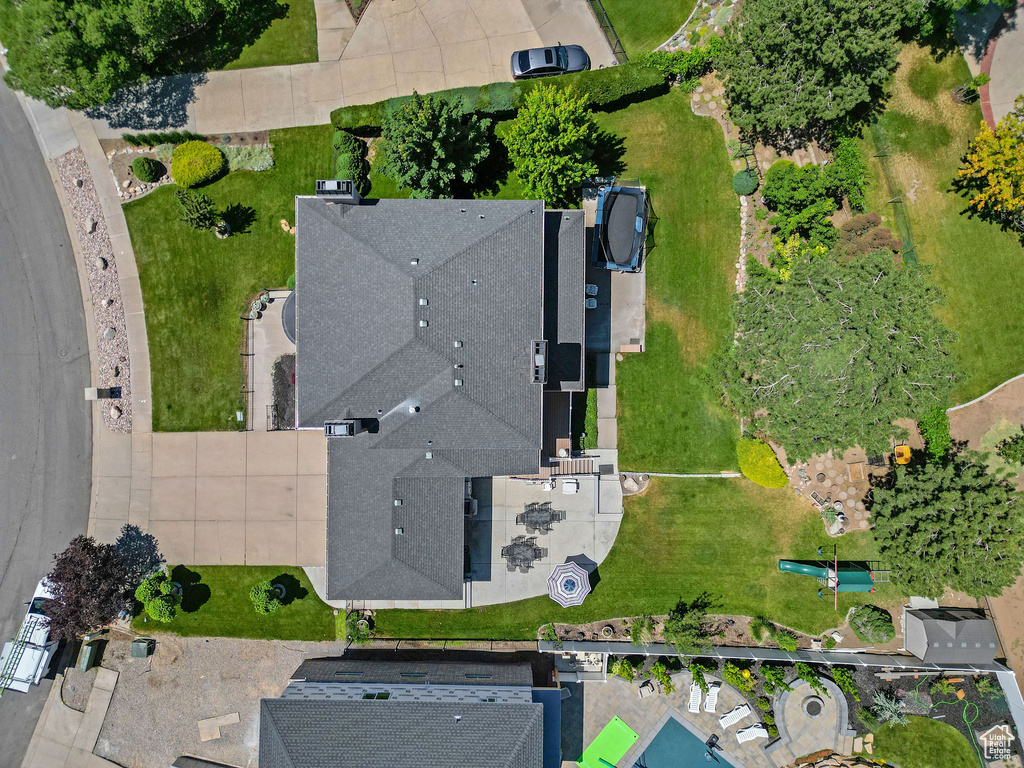 Aerial overview of property's location
